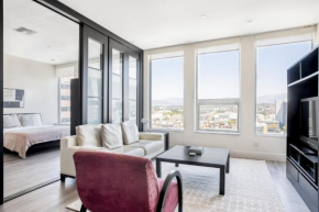 Downtown 2br w pool gym wd nr Convention Center LAX-1040